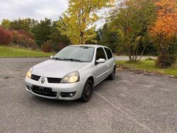 Silber Gebraucht 2008 Renault Clio II Campus Limousine | 1.550 € (Fairer Preis)