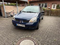 Blau Gebraucht 2006 Renault Clio II Campus Kleinwagen | 1.549 € (Etwas zu teuer)