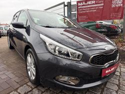 Grau Gebraucht 2014 Kia Ceed Kleinwagen | 8.390 € (Fairer Preis)