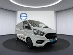 Frostweiß Gebraucht 2023 Ford Transit Custom Trend Van / Kleinbus | 25.699 € (Guter Preis)
