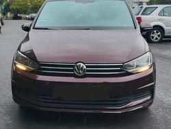 Rot Gebraucht 2018 VW Touran Van / Kleinbus | 16.990 € (Guter Preis)