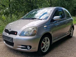 Beige Gebraucht 2002 Toyota Yaris Sport Kleinwagen | 1.750 € (Fairer Preis)