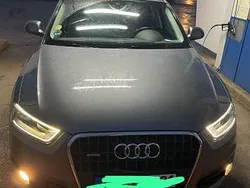 Grau Gebraucht 2014 Audi Q3 Ambiente SUV | 9.500 € (Superpreis)