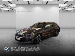 Grau Gebraucht 2024 BMW 540 Comfort Edition Kombi | 59.999 € (Guter Preis)