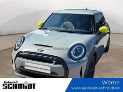 Grau Gebraucht 2022 Mini Cooper SE Essential Kleinwagen | 17.340 € (Guter Preis)