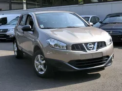 Bronze Gebraucht 2011 Nissan Qashqai Acenta SUV | 6.990 € (Fairer Preis)