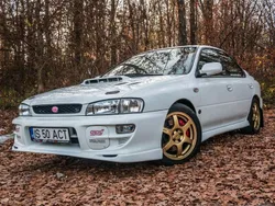 Weiß Gebraucht 1997 Subaru WRX Limousine | 26.500 €