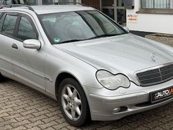 Silber Gebraucht 2001 Mercedes C240 Classic Limousine | 2.999 € (Fairer Preis)