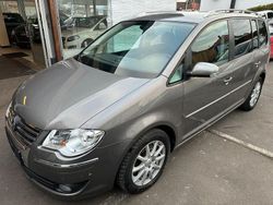 Grau Gebraucht 2008 VW Touran Highline Van / Kleinbus | 5.000 € (Fairer Preis)