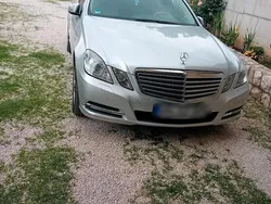 Silber Gebraucht 2012 Mercedes E250 Limousine | 14.500 € (Teuer)