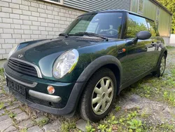 Grün Gebraucht 2003 Mini ONE Kleinwagen | 2.000 € (Fairer Preis)