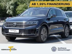 Blau Gebraucht 2024 VW Touareg Elegance SUV | 59.660 € (Guter Preis)