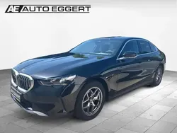 Schwarz Gebraucht 2024 BMW 520 Comfort Edition Limousine | 48.450 € (Superpreis)