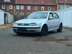 Silber Gebraucht 1999 VW Golf IV Limousine | 1.000 € (Fairer Preis)