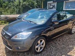 Schwarz Gebraucht 2010 Ford Focus Cabriolet Trend Cabrio | 3.950 € (Superpreis)
