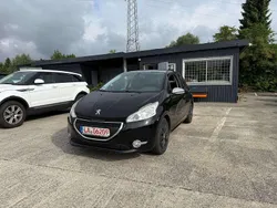 Schwarz perla nera/metallic Gebraucht 2015 Peugeot 208 Style Kleinwagen | 4.390 € (Fairer Preis)