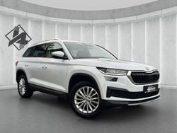 Moonweiss metallic Gebraucht 2024 Skoda Kodiaq SUV | 32.990 € (Superpreis)