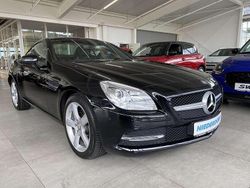 Obsidianschwarz Gebraucht 2015 Mercedes SLK200 Cabrio | 16.500 € (Fairer Preis)