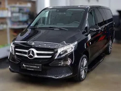 Schwarz Gebraucht 2021 Mercedes V220 Sport Van / Kleinbus | 44.850 € (Etwas zu teuer)