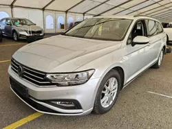 Reflex silver metallic Gebraucht 2021 VW Passat Kombi | 19.990 € (Fairer Preis)