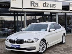 Mineralweiss metallic Gebraucht 2017 BMW 520 Luxury Line Limousine | 22.750 € (Guter Preis)