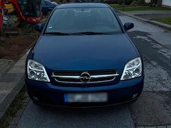 Blau Gebraucht 2003 Opel Vectra Limousine | 2.450 € (Etwas zu teuer)