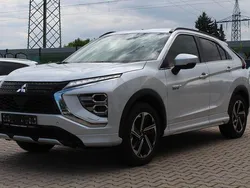 Weiß Gebraucht 2022 Mitsubishi Eclipse Cross Top SUV | 22.990 € (Fairer Preis)