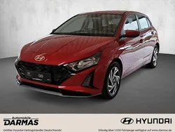 Rot Gebraucht 2024 Hyundai i20 Trend Limousine | 17.790 € (Guter Preis)