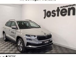 Grau (stahlgrau) Gebraucht 2024 Skoda Karoq Selection SUV | 30.990 € (Superpreis)