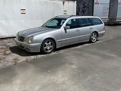 Silber Gebraucht 2000 Mercedes 240 Avantgarde Kombi | 1.500 €