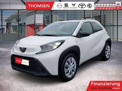 Schneewei Gebraucht 2023 Toyota Aygo Play Kleinwagen | 15.485 € (Fairer Preis)