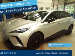 Rot Gebraucht 2023 MG MG4 EV Kleinwagen | 14.890 € (Guter Preis)