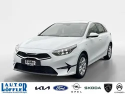 Wd cararraweiss (weiß) Gebraucht 2024 Kia Ceed Vision Limousine | 20.808 € (Guter Preis)