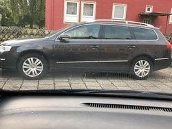 Braun Gebraucht 2007 VW Passat Kombi | 2.490 € (Guter Preis)