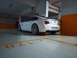 Weiß Gebraucht 2008 BMW Z4 M Performance Coupé | 62.000 €