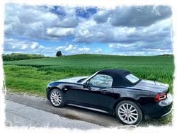 Schwarz Gebraucht 2016 Fiat 124 Spider Cabrio | 15.800 € (Guter Preis)