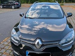 Schwarz Gebraucht 2015 Renault Mégane III Kombi | 7.500 € (Etwas zu teuer)