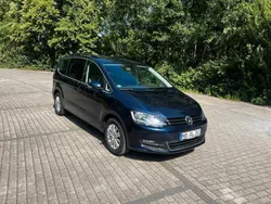 Blau Gebraucht 2011 VW Sharan Van / Kleinbus | 11.500 € (Etwas zu teuer)