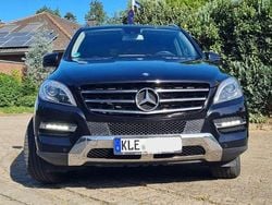 Schwarz Gebraucht 2015 Mercedes ML350 SUV | 24.900 € (Fairer Preis)