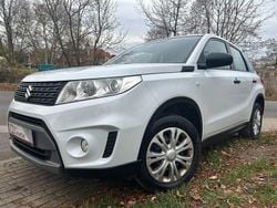 Weiß Gebraucht 2017 Suzuki Vitara Comfort SUV | 9.999 € (Fairer Preis)