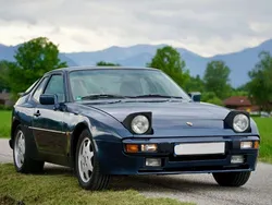 Porsche 944