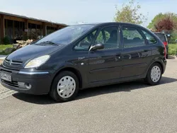 Dunkel grau Gebraucht 2004 Citroën Xsara Picasso Exclusive Van / Kleinbus | 3.900 € (Teuer)