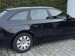 Schwarz Gebraucht 2012 Audi A4 Attraction Kombi | 6.500 € (Superpreis)