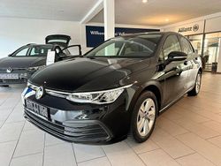 Schwarz Gebraucht 2020 VW Golf VIII Life Limousine | 17.790 € (Fairer Preis)