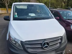 Weiß Gebraucht 2016 Mercedes Vito Van / Kleinbus | 15.800 €