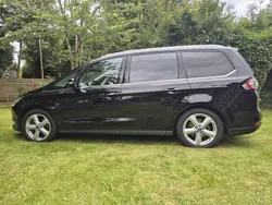 Schwarz Gebraucht 2016 Ford Galaxy Van / Kleinbus | 16.000 € (Superpreis)