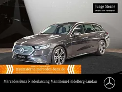 Grau Gebraucht 2024 Mercedes E200 Advanced Limousine | 40.990 € (Superpreis)