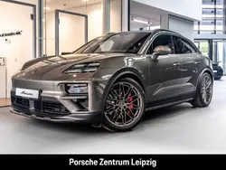 Gruen Neu 2025 Porsche Macan Turbo SUV | 142.190 € (Fairer Preis)