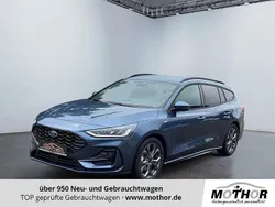 Chromablau Neu 2025 Ford Focus Limousine | 34.990 € (Teuer)