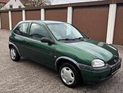 Grün Gebraucht 1998 Opel Corsa Kleinwagen | 1.399 € (Fairer Preis)